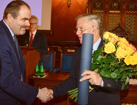 Srebrny medal "<span lang="la">Plus ratio quam vis</span>" dla prof. Tomasza Grodzickiego